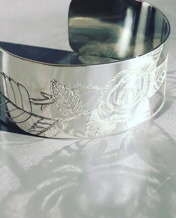 Silver wild rose guff bangle
