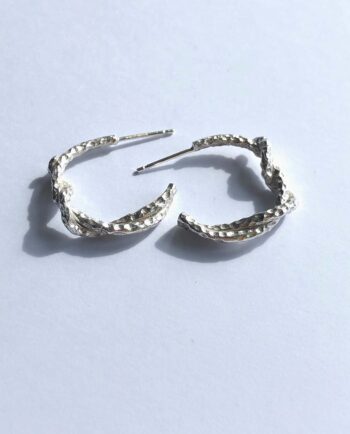 Medium twisted hoops